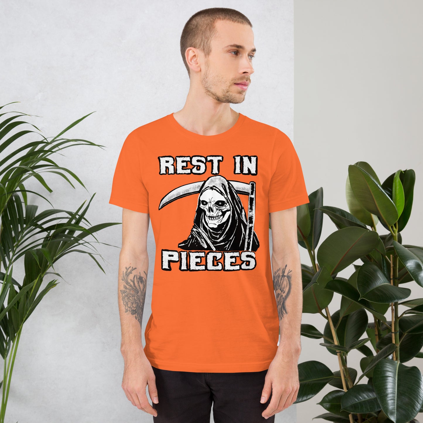 Halloween Rest in Pieces Unisex t-shirt